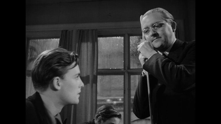 Screen capture from Ingmar Bergman Volume One
