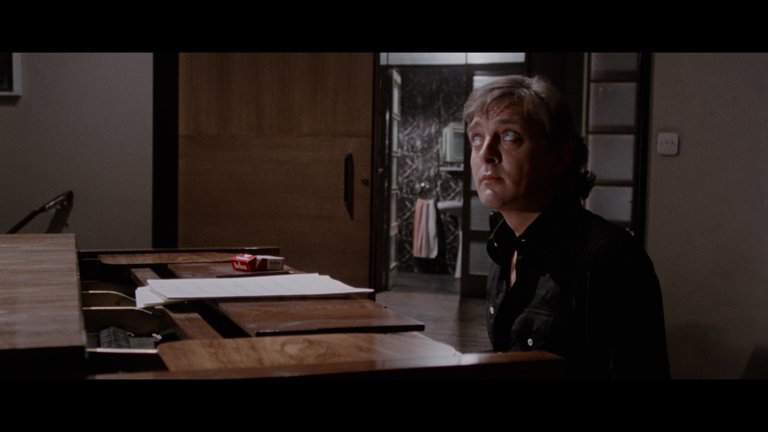 Screen capture from Deep Red