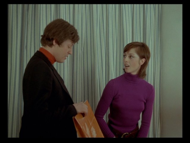 Screen capture from Love in the Afternoon