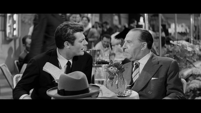 Screen capture from Essential Fellini