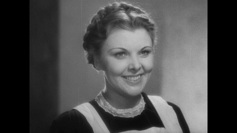 Screen capture from The Lady Vanishes