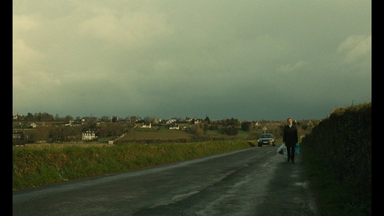 Screen capture from La cérémonie