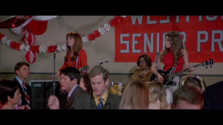 Screen capture from Beyond the Valley of the Dolls