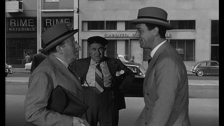 Screen capture from Commedia all'italiana