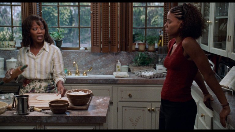 Screen capture from Love & Basketball