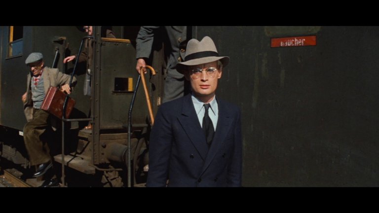 Screen capture from The Great Escape