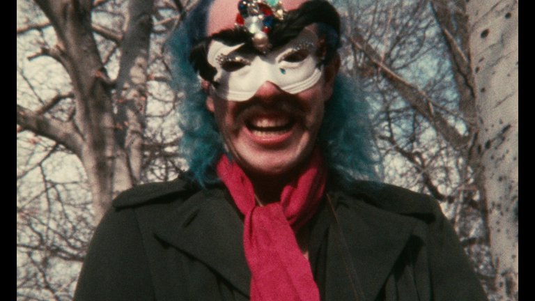Screen capture from Pink Flamingos