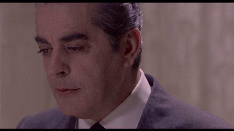 Screen capture from Essential Fellini