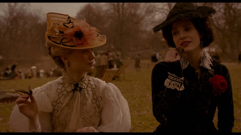 Screen capture from Crimson Peak