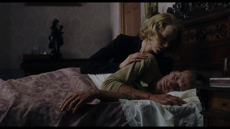 Screen capture from The Others