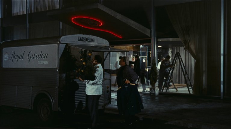 Screen capture from PlayTime