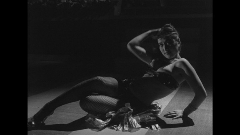Screen capture from The Invisible Man Appears/The Invisible Man Vs. The Human Fly