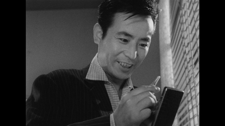 Screen capture from The Invisible Man Appears/The Invisible Man Vs. The Human Fly