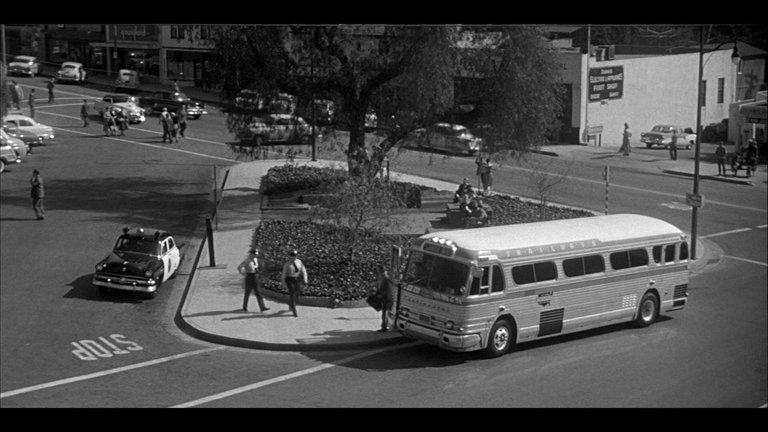 Screen capture from Invasion of the Body Snatchers