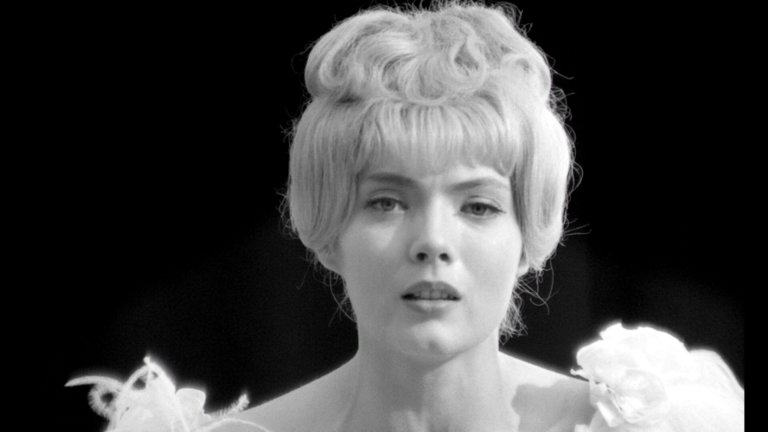 Screen capture from The Complete Films of Agnès Varda