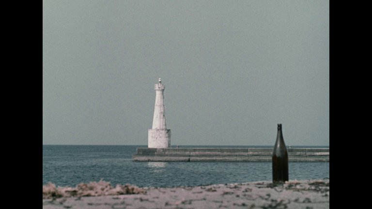 Screen capture from A Story of Floating Weeds / Floating Weeds: Two Films by Yasujiro Ozu
