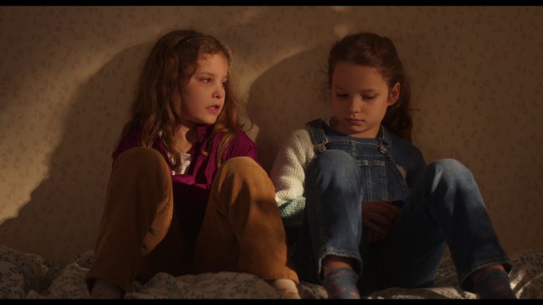 Screen capture from Petite maman