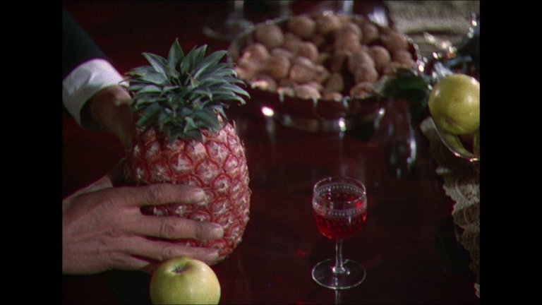 Screen capture from The Four Feathers
