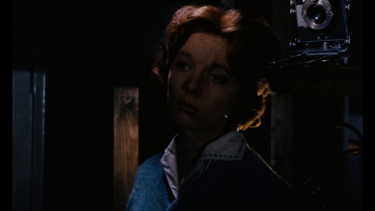 Screen capture from Peeping Tom