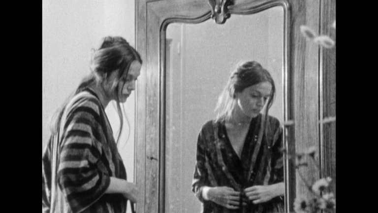 Screen capture from Chantal Akerman Masterpieces, 1968–1978