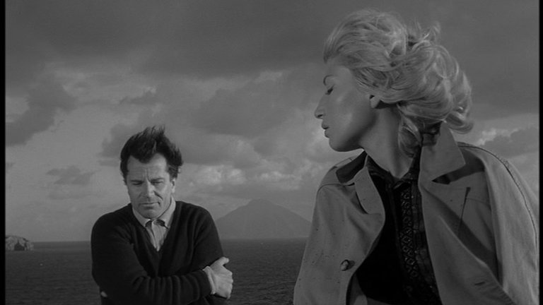 Screen capture from L'avventura