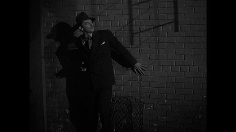 Screen capture from Escape in the Fog