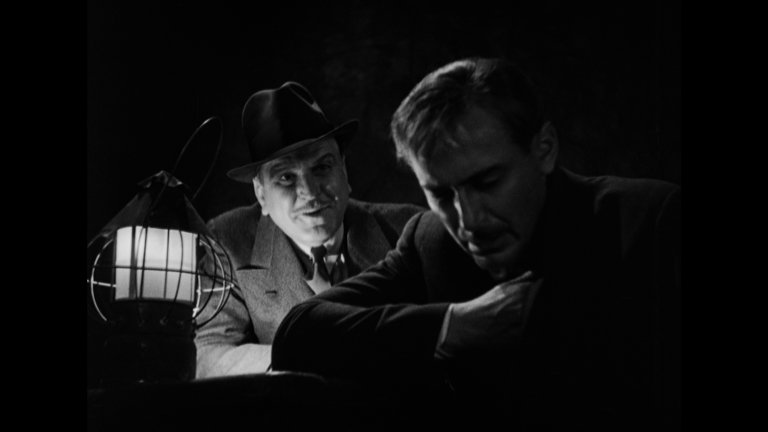 Screen capture from The Kiss Before the Mirror