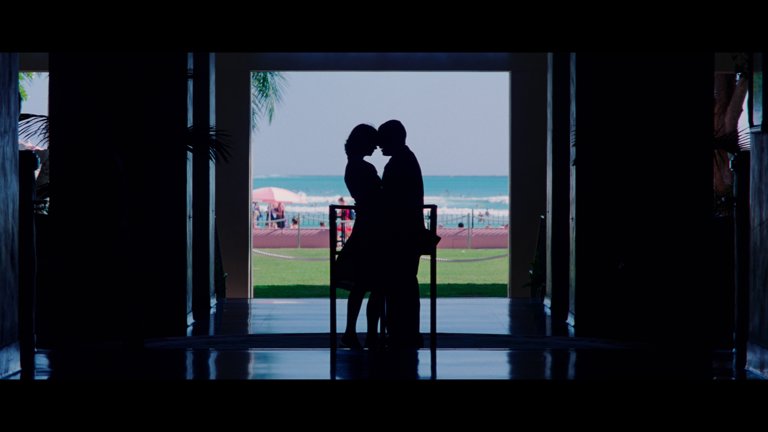 Screen capture from Punch-Drunk Love