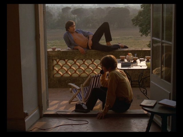 Screen capture from La collectionneuse