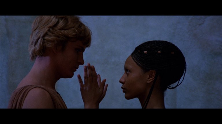 Screen capture from Essential Fellini