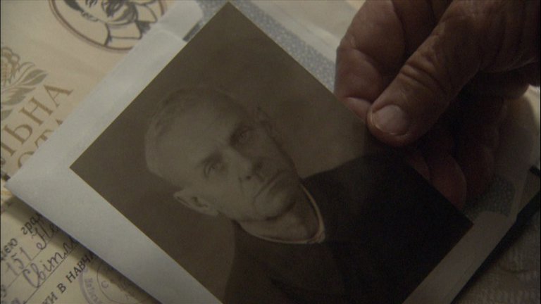 Screen capture from The Woman with the Five Elephants