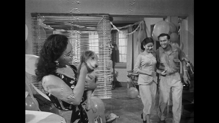 Screen capture from Lucía / After the Curfew