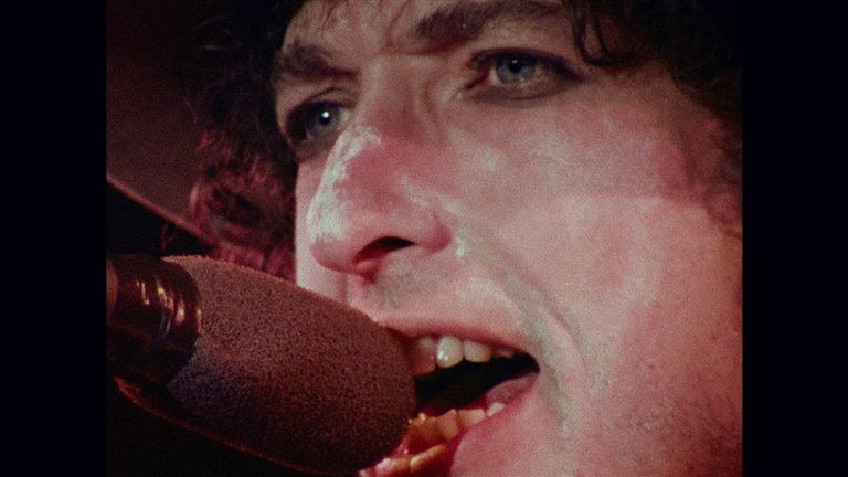 Screen capture from Rolling Thunder Revue: A Bob Dylan Story by Martin Scorsese