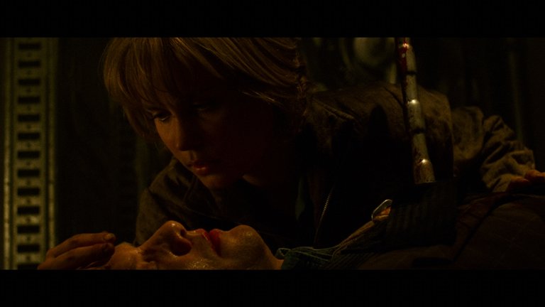 Screen capture from Pitch Black
