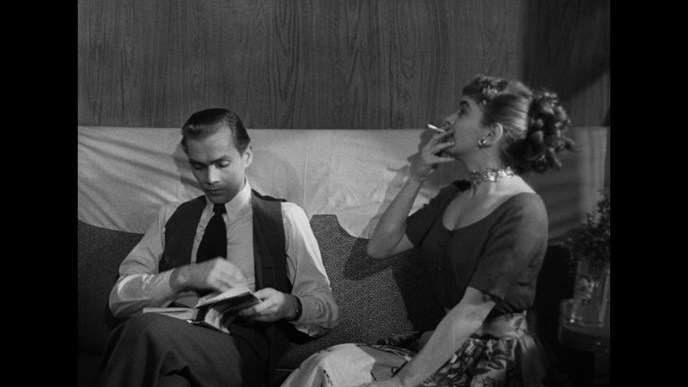 Screen capture from Ingmar Bergman Volume One