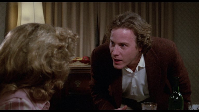 Screen capture from Chilly Scenes of Winter