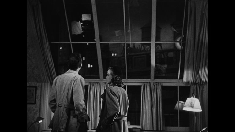 Screen capture from I Walked with a Zombie / The Seventh Victim: Produced by Val Lewton