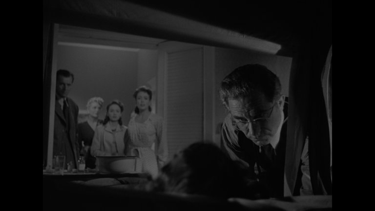 Screen capture from Mildred Pierce