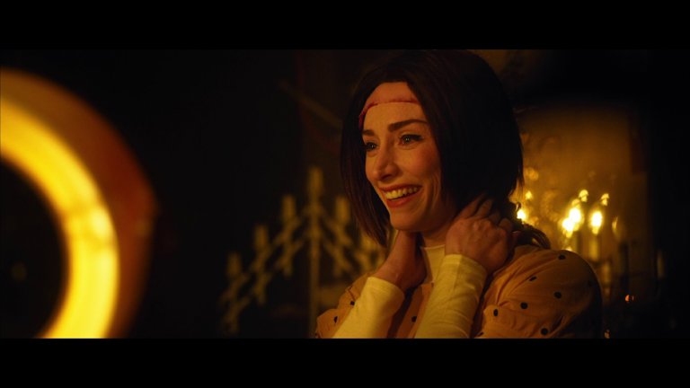 Screen capture from The Stylist
