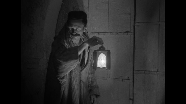 Screen capture from The Red Balloon and Other Stories: Five Films by Albert Lamorisse