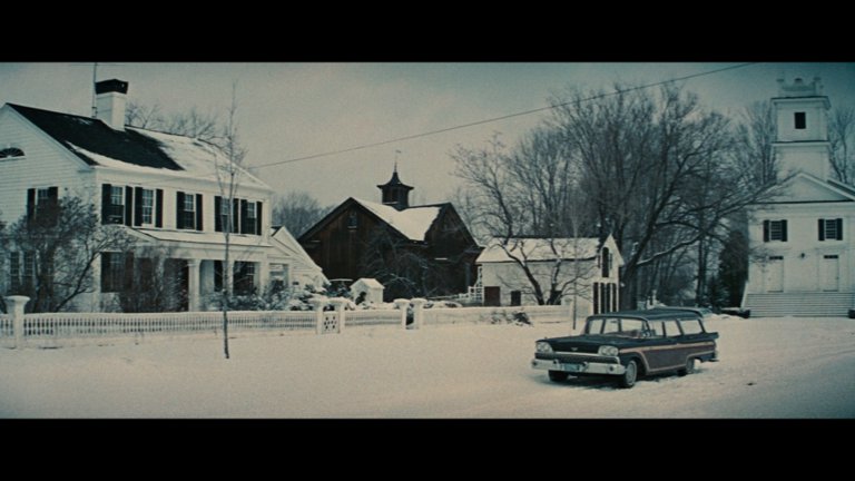 Screen capture from Valley of the Dolls