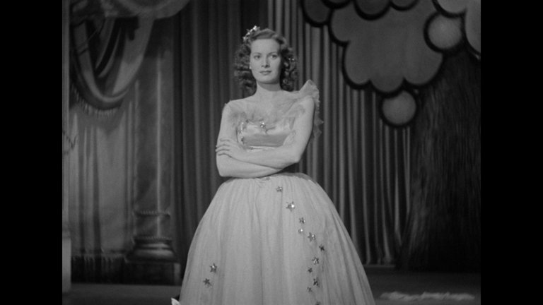 Screen capture from Dance, Girl, Dance