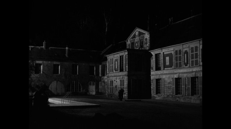 Screen capture from Diabolique