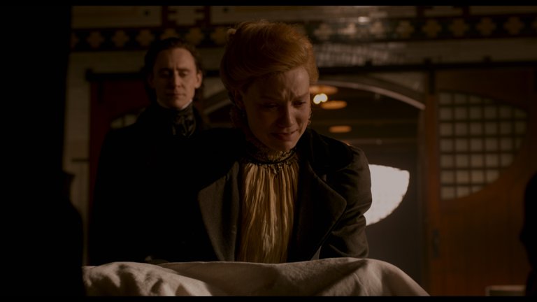 Screen capture from Crimson Peak