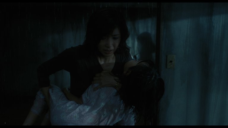 Screen capture from Dark Water
