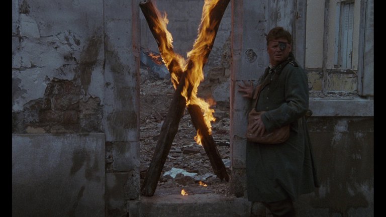Screen capture from The Last Metro