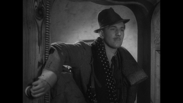 Screen capture from The Lady Vanishes