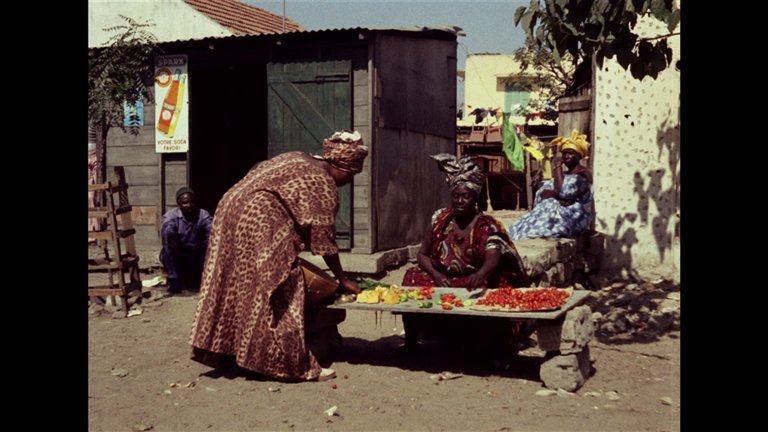 Screen capture from Touki bouki