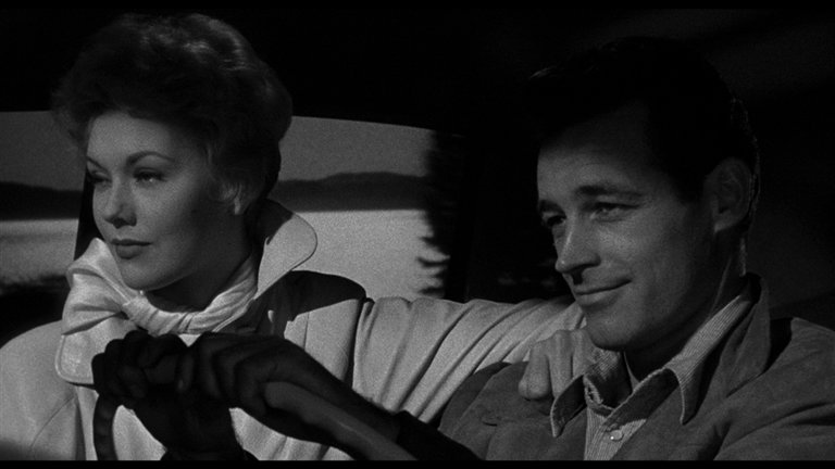 Screen capture from 5 Against the House