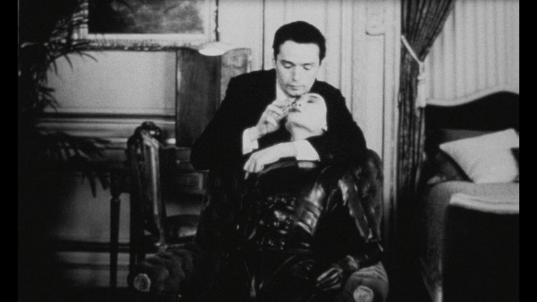 Screen capture from Irma Vep
